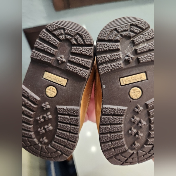 Timberland Baby Size 2 - Picture 2 of 6